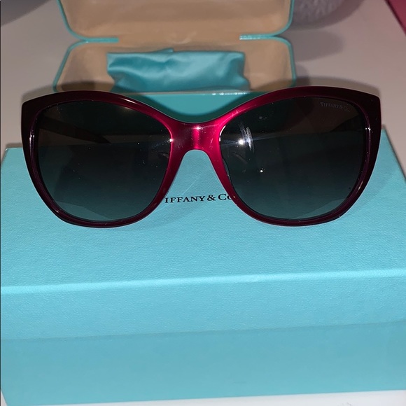 Women’s Tiffany & Co sunglasses - Picture 2 of 8